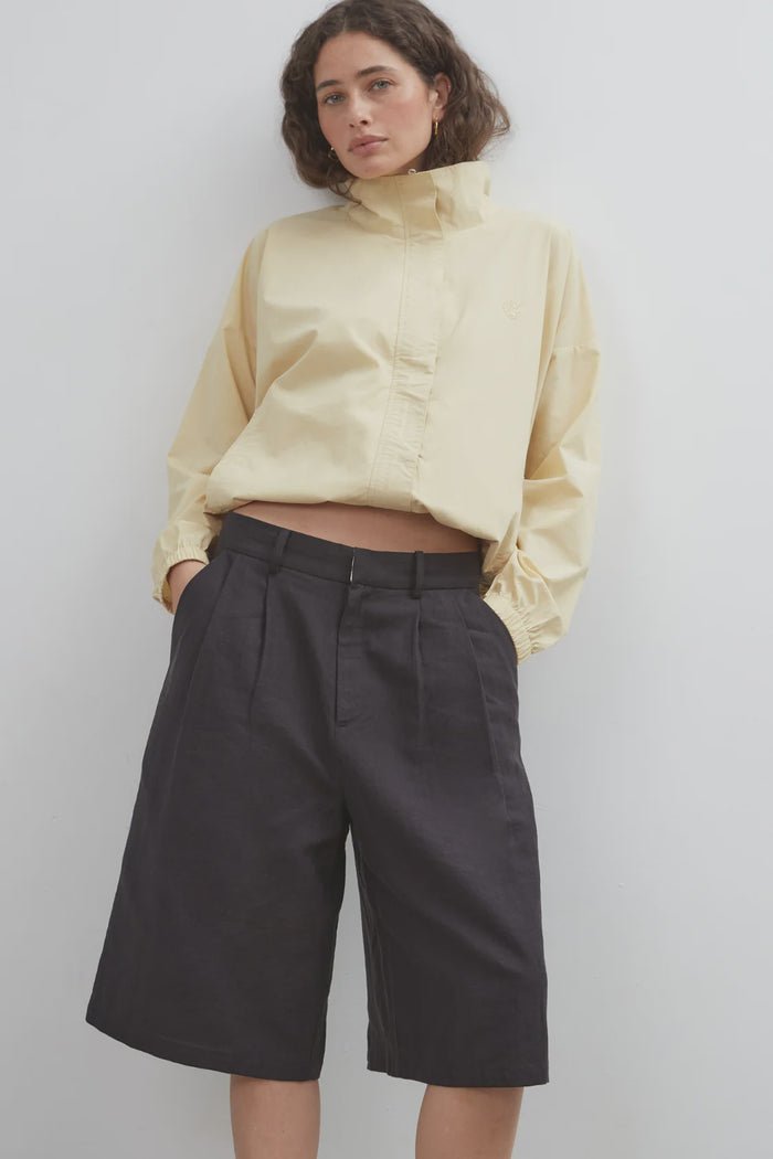 Longline Short - Black