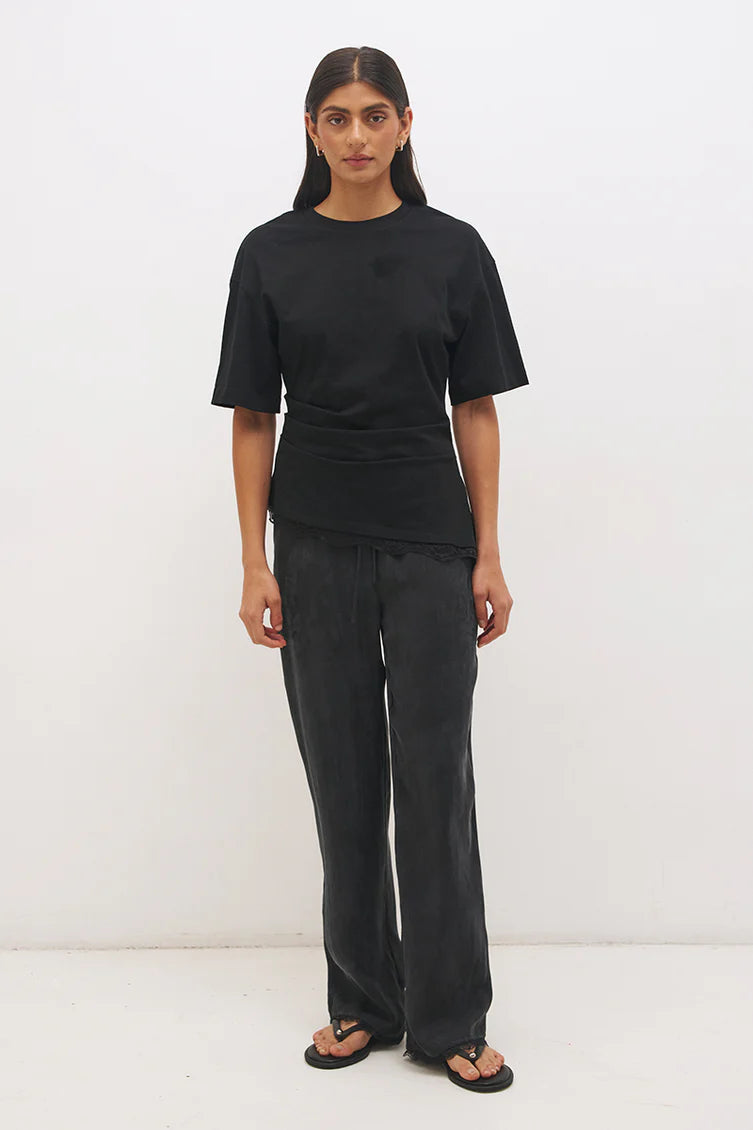 Liora T-Shirt Black
