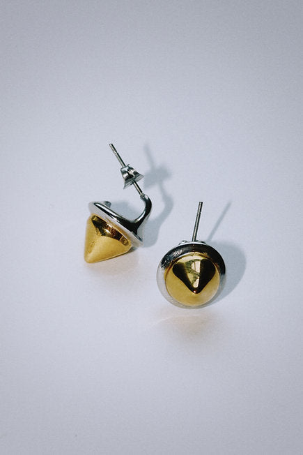 Vivienne Studs