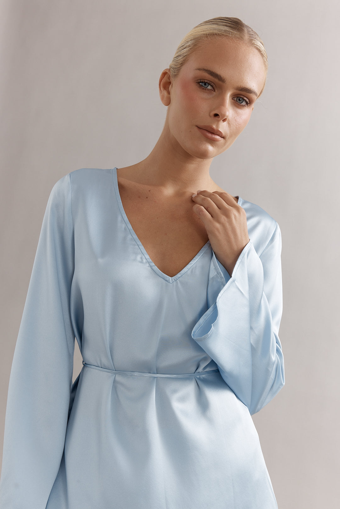 MAEVE TOP - LIGHT BLUE SILK