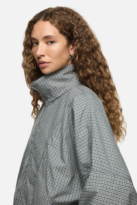 Pia Windbraker Blue