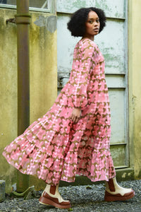 QUEEN VEE Dress - Pink