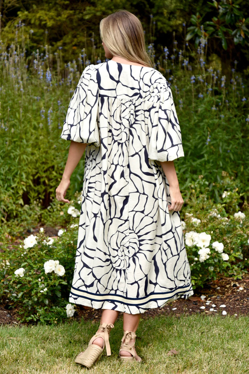 STYLE IN EXCESS Dress - Shells