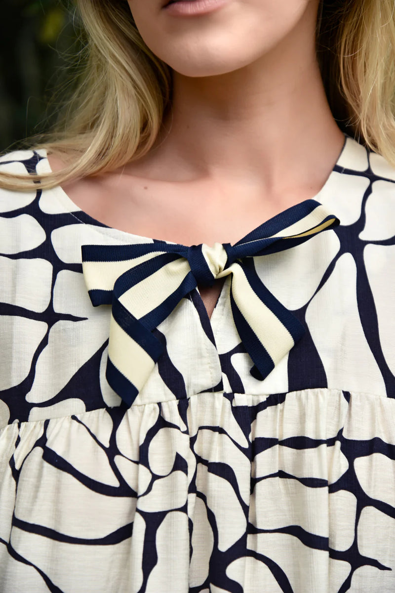 STYLE IN EXCESS Dress - Shells