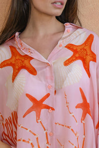BEHIND HER BACK Shirt - Pink Shells