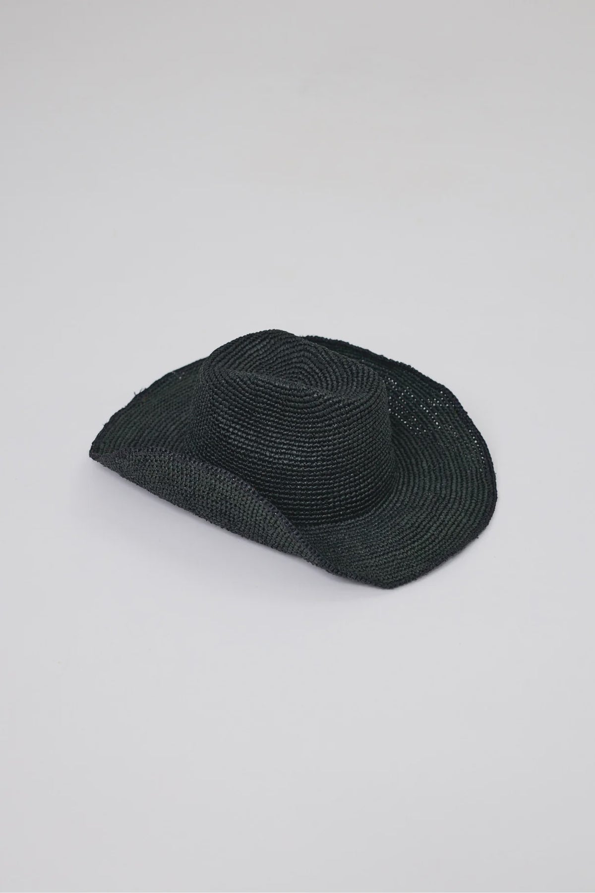 Sara Black Hat
