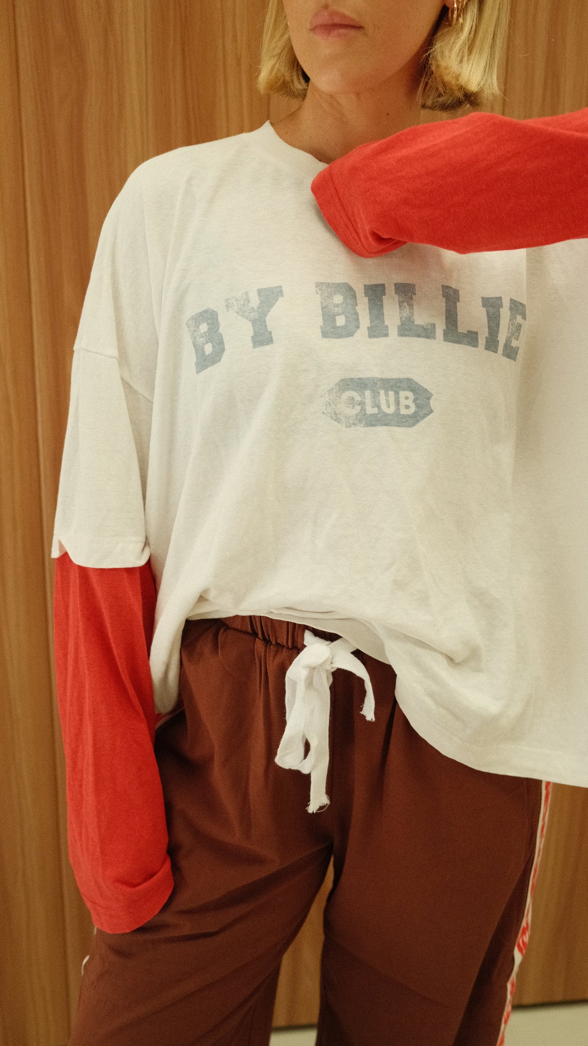 By Billie Club Tee - white & red