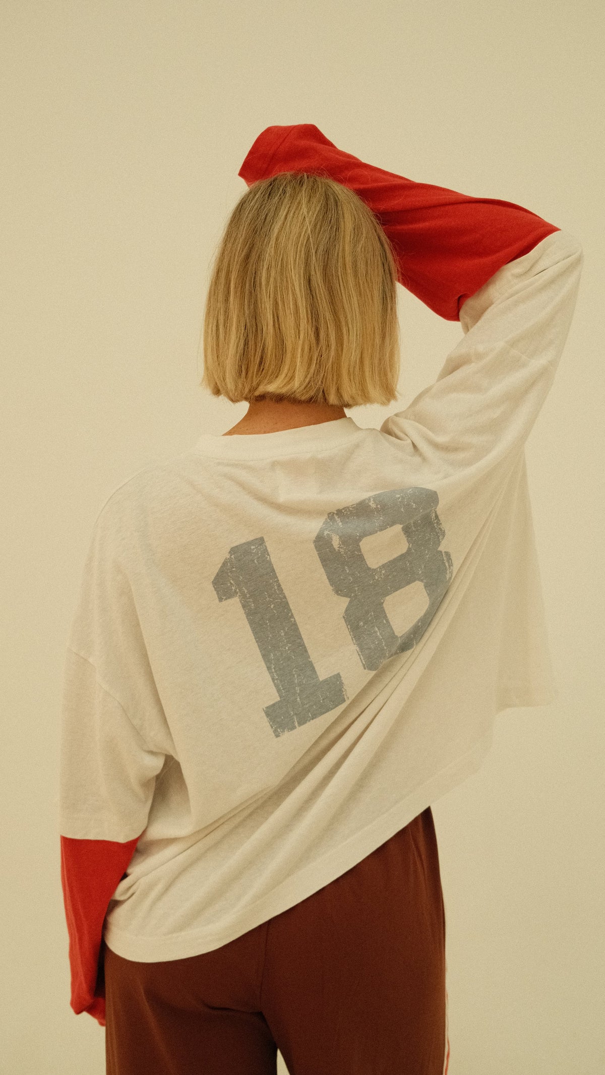 By Billie Club Tee - white & red