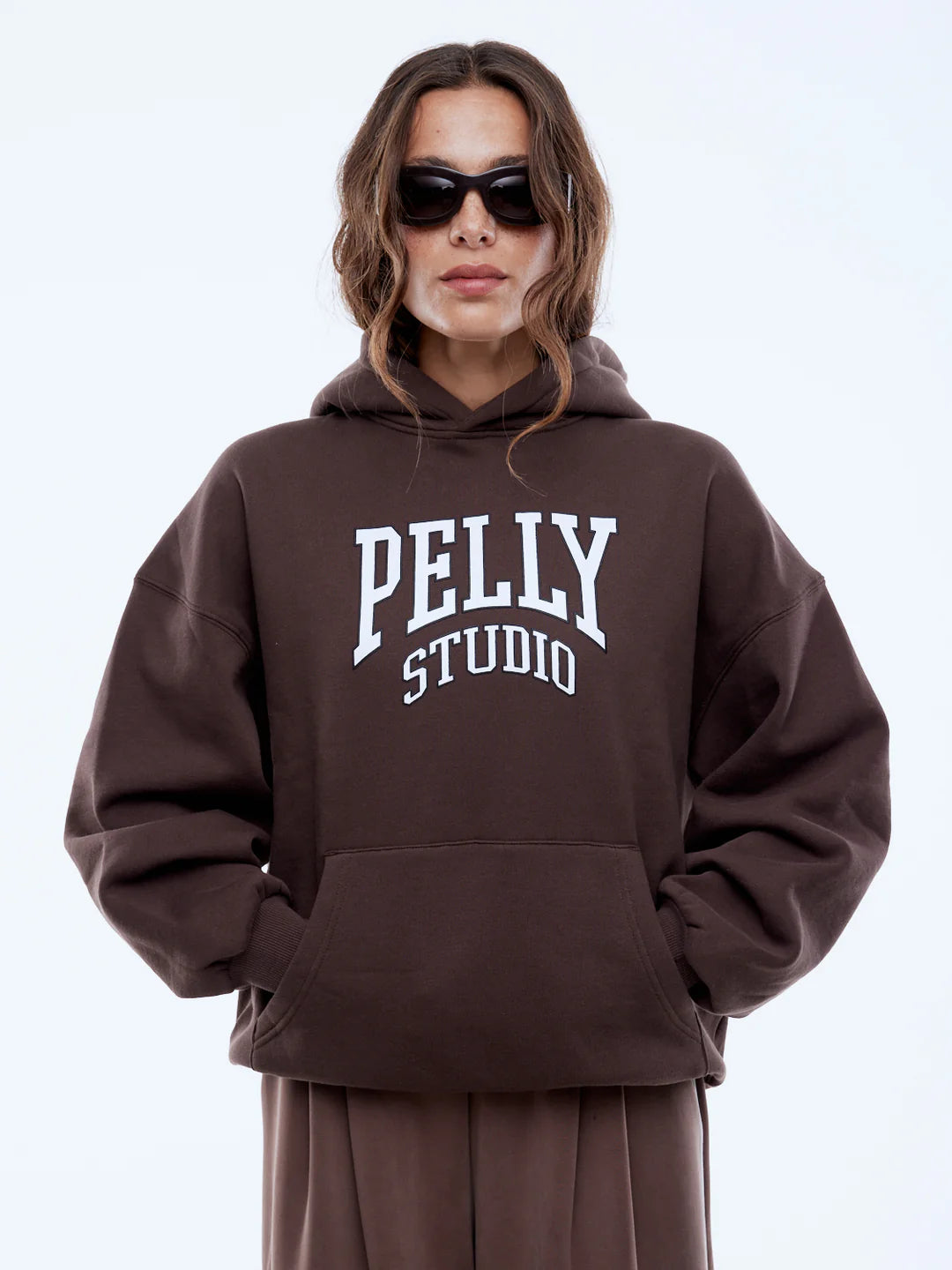 PELLY STUDIO HOODIE - MOCHA