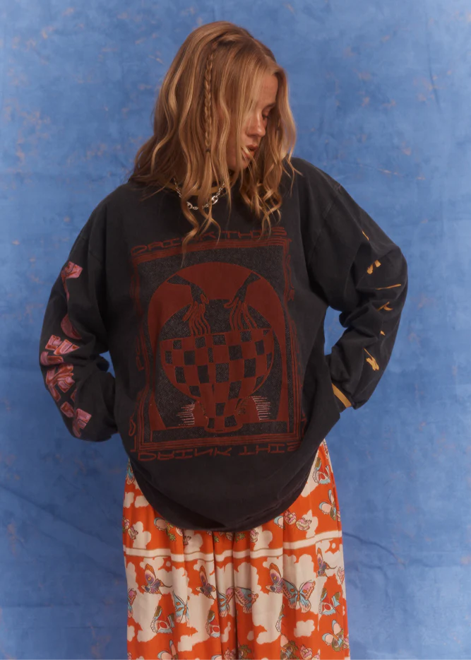 LOVE POTION ROSES TEE