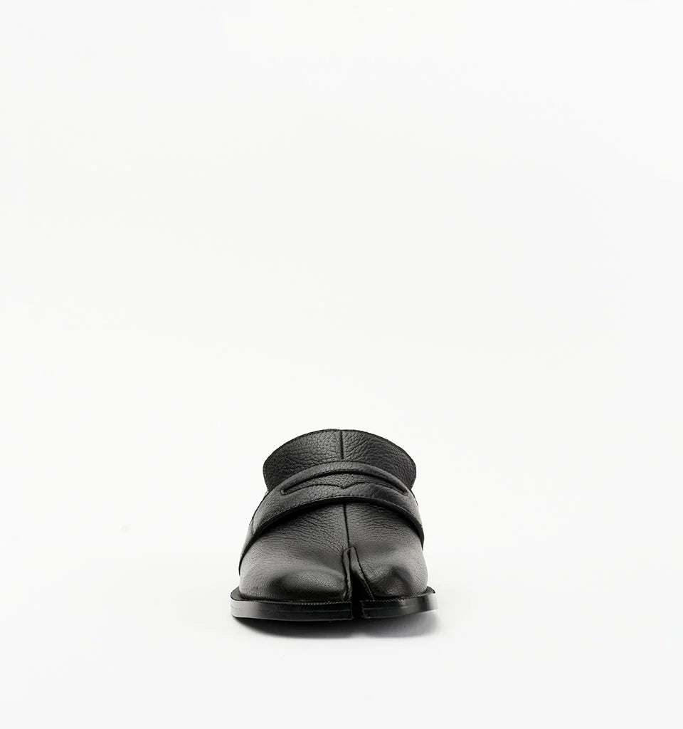 Lacey - Black Tumble