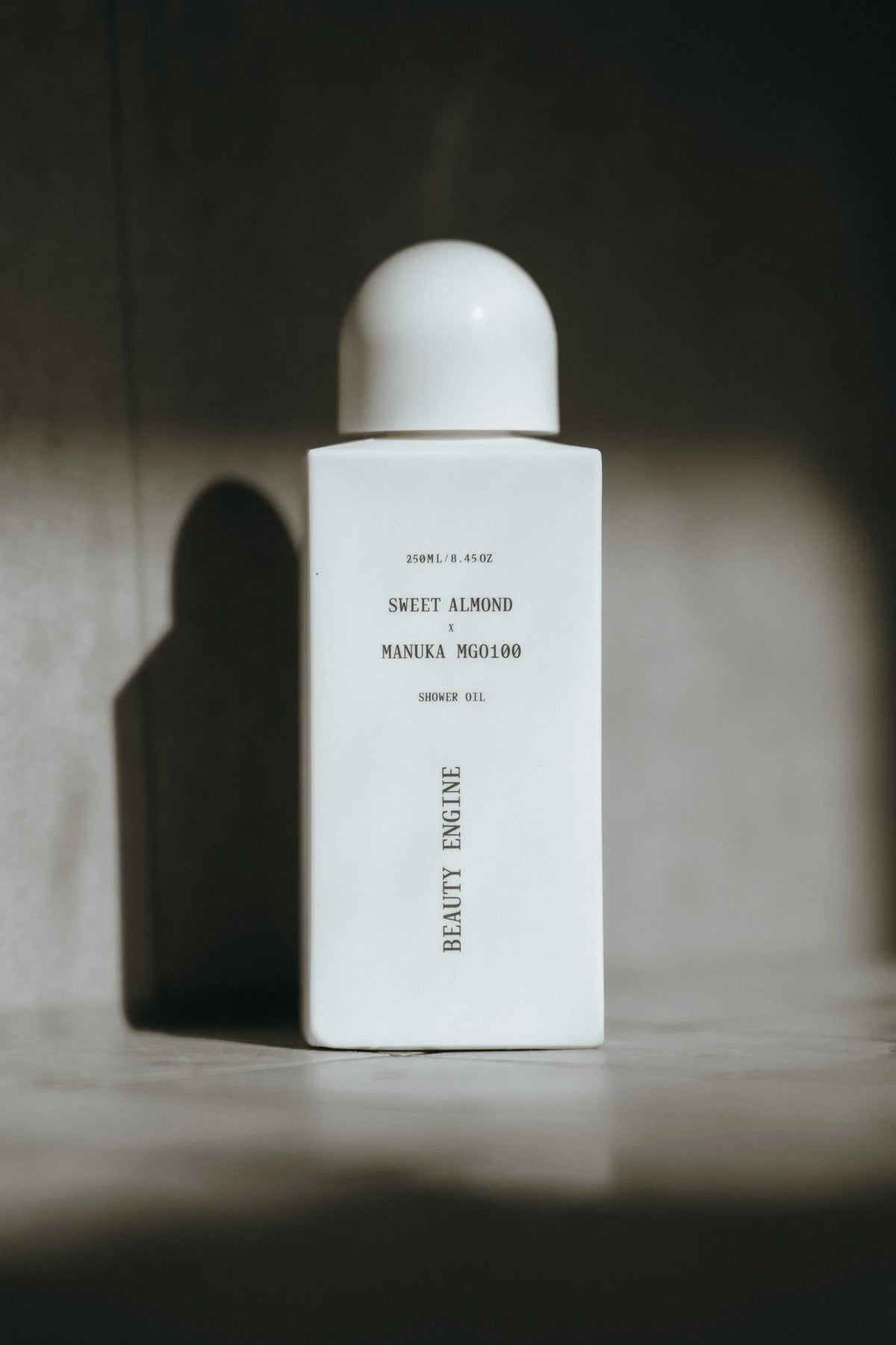 Sweet Almond x Manuka Honey MGO 100 Shower oil