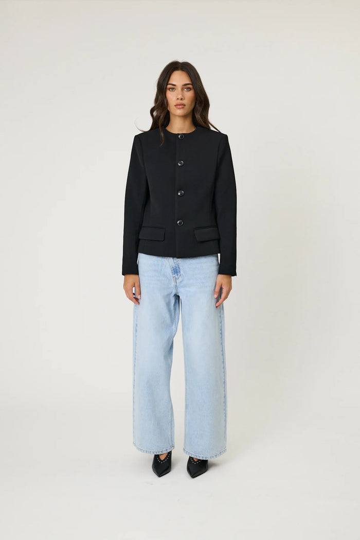 ANYA BLAZER - BLACK