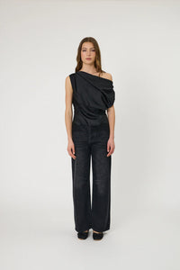 LARA TOP - BLACK