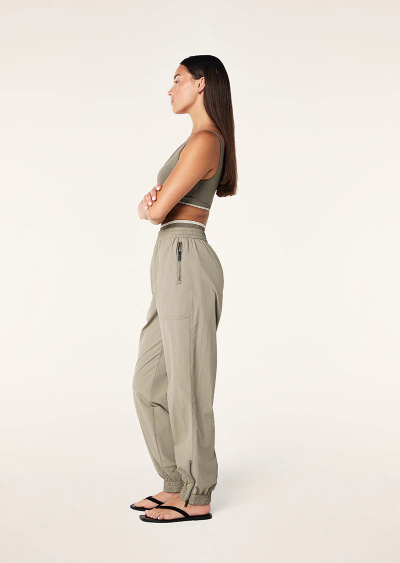 PITLANE PANT - Silver Sage