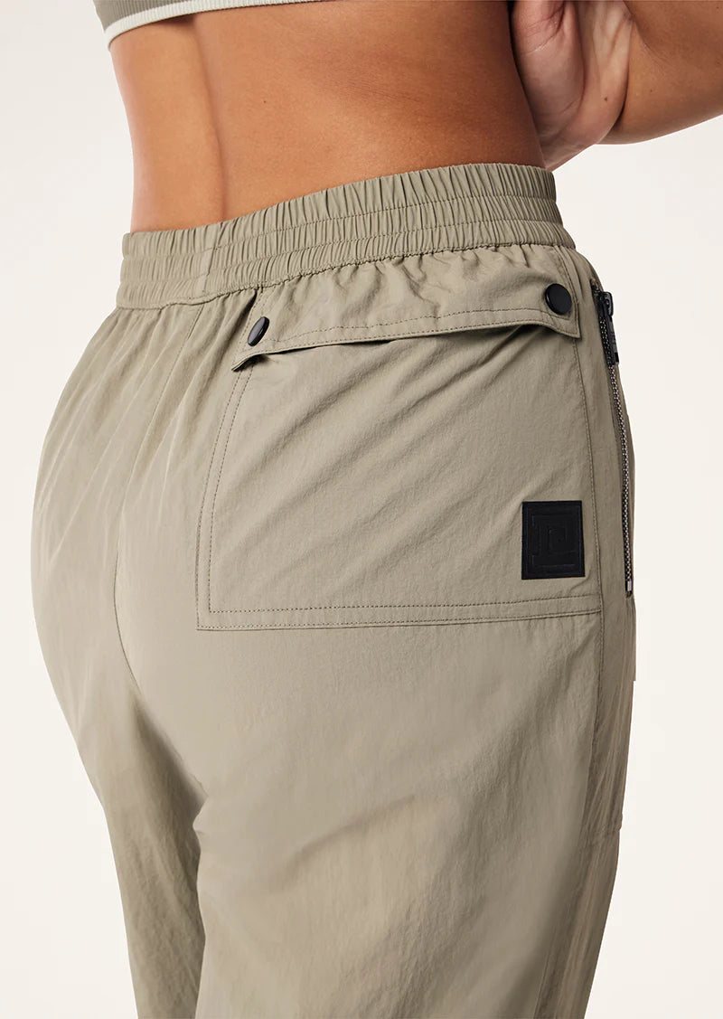 PITLANE PANT - Silver Sage