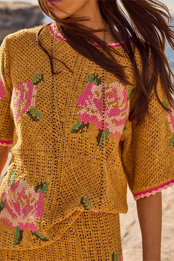 Coastal Granny Top - Mustard
