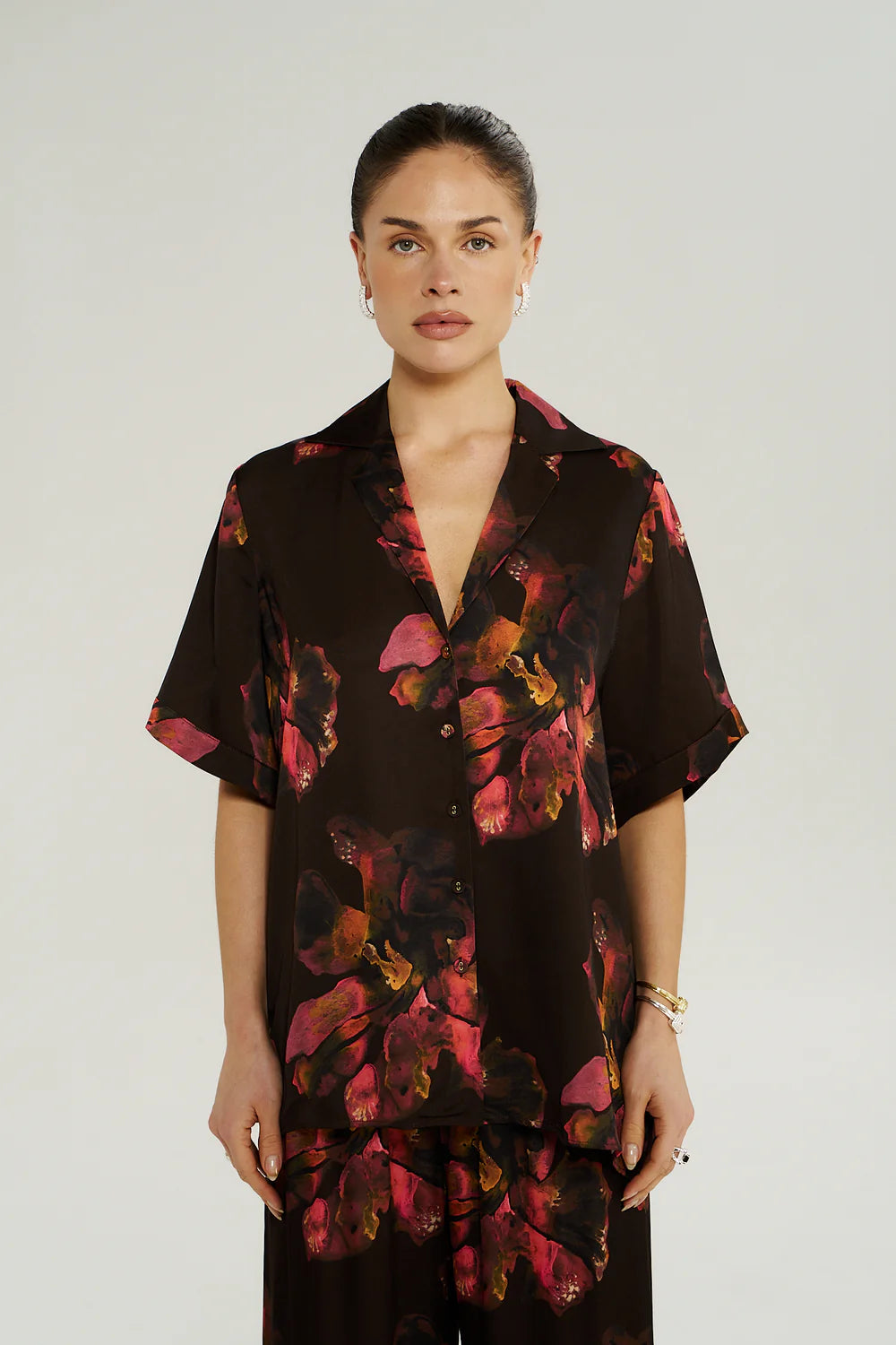 BUTTON UP SS SHIRT - CHOCOLAT PETALS
