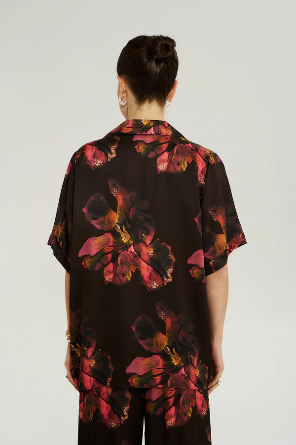 BUTTON UP SS SHIRT - CHOCOLAT PETALS