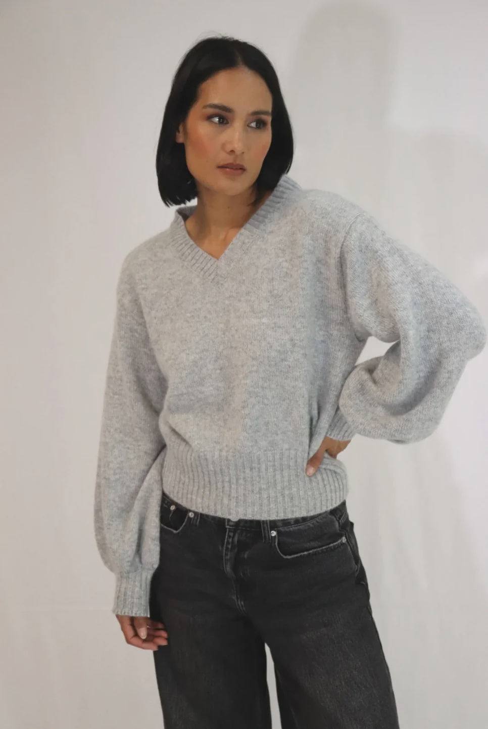 Celia V-Neck Sweater Dove